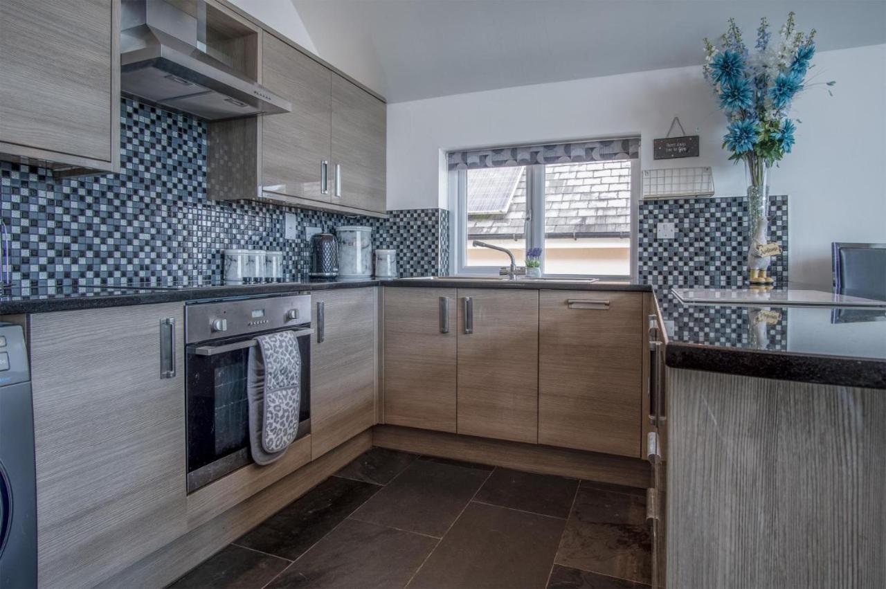 Nautilus - 2 Bedroom Apartment - Пендайн Екстериор снимка