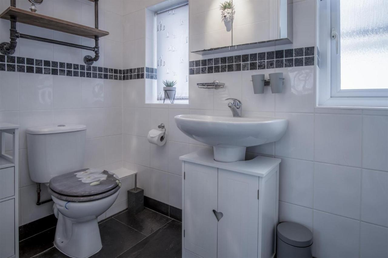 Nautilus - 2 Bedroom Apartment - Пендайн Екстериор снимка